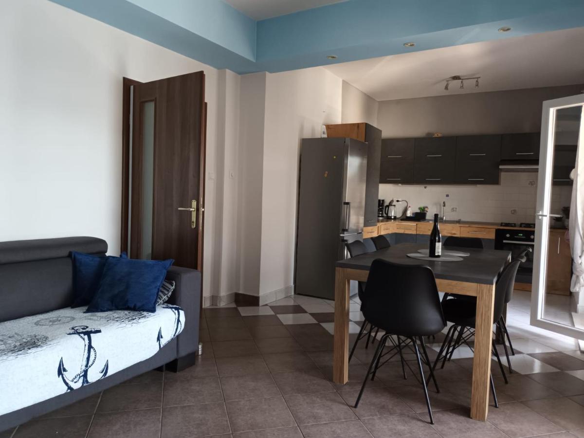 Sea View Apartment Sunrise Poljica & Blue Lagoon Rent A Boat Esterno foto