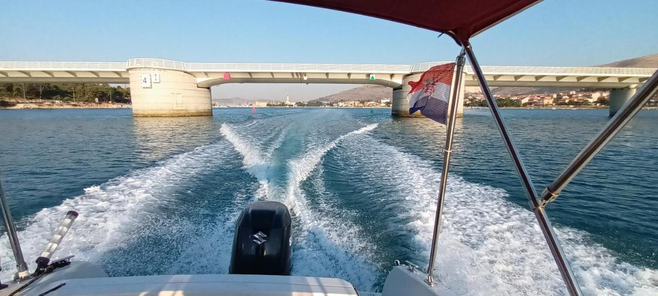 Sea View Apartment Sunrise Poljica & Blue Lagoon Rent A Boat Esterno foto